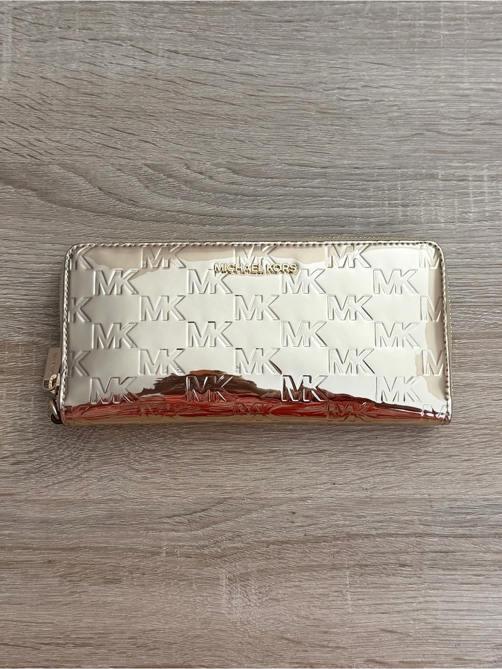 Michael Kors Jet Set Large Pale Gold Wallet MSRP $258 NWT